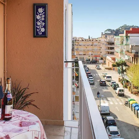 Apartment Cozy In With Kitchen Tossa de Mar